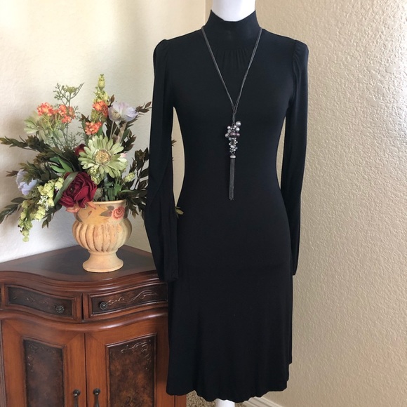 Forever 21 Open Back Mock Neck Long Sleeve Dress - Picture 2 of 8